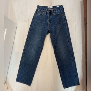 Aritzia Denim Forum 90s Marlo Hi-Rise Baggy Jeans